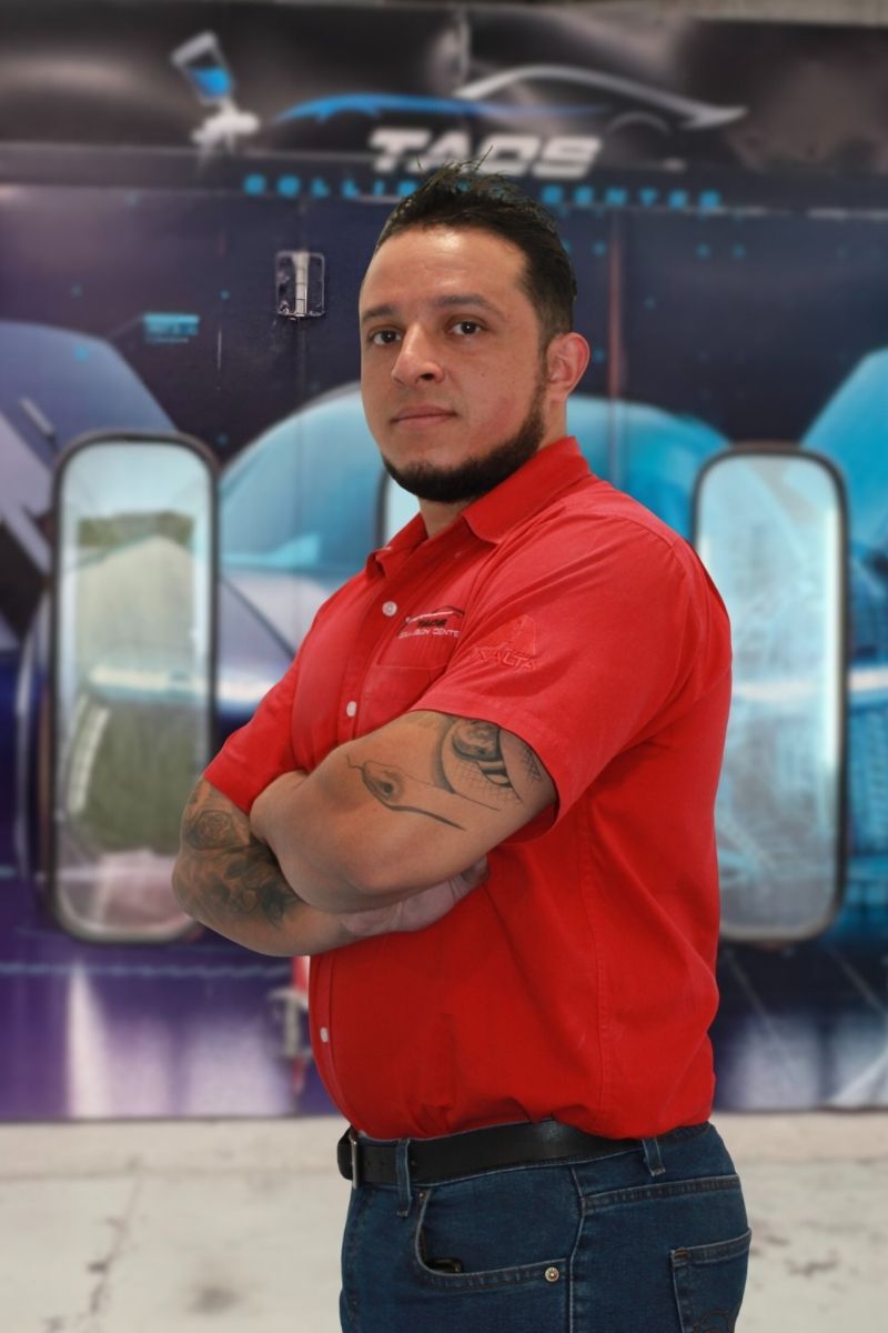 Omar Pactli Jefe Taller